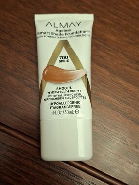 ALMAY Ageless Smart Shade Foundation New - 700 Spice